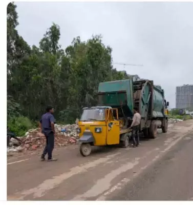 Bengaluru's Rs 1 Crore Power Dues Paralyze Waste Center, Garbage Spills on Road