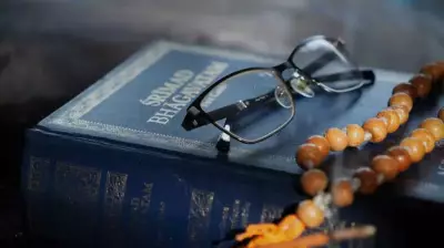 Bhagavad Gita 3.19: The Power of Detached Action in Modern Life