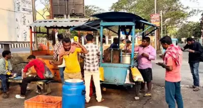 Bhubaneswar's 'Pakhala' Cart Feeds Urban Poor at Rs 25 Amid LPG Price Hikes
