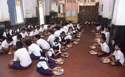 Dakshina Kannada Ensures Mid-Day Meals Continue Amid LPG Shortage Concerns