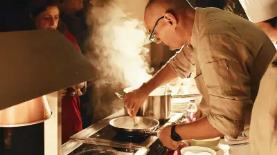 Delhi Chefs Share Energy-Saving Cooking Tips Amid LPG Shortage Crisis