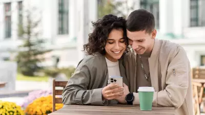 Emotional Intelligence Becomes Key to Modern Dating in India by 2026