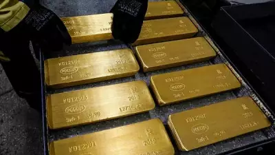 Gold Prices Hit Near 4-Month Low Amid Middle East Tensions and Inflation Concerns