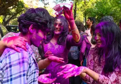 Gurgaon Hospitals on High Alert for Holi Emergencies: Skin, Eye, Respiratory Issues Expected