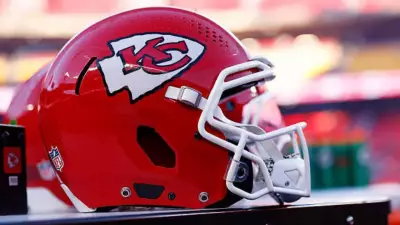Kansas City Chiefs Eye Cam Jordan Trade to Boost Pass Rush After Mahomes Injury Crisis
