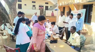 Koppal Health Camp Draws Ire as Promised Doctors Fail to Show Up