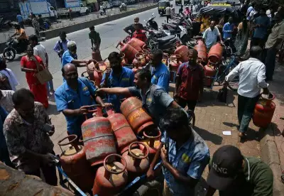 Mumbai LPG Cylinder Delivery Delays Hit 7 Days Amid Panic Buying Backlog