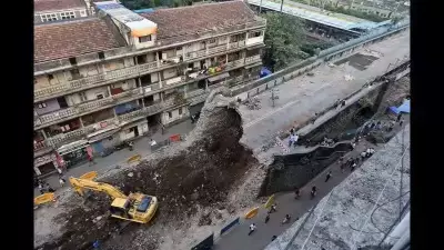 Mumbai's Elphinstone Bridge Demolition Halted After Crane Failure