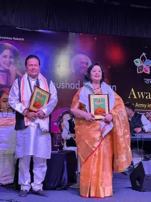 Naushad Samman Awarded to Anup Jalota, Surbhi Ranjan at Awadh Festival