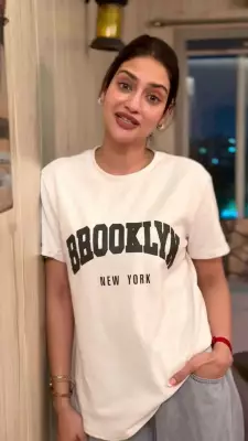 Nussrat Jahan Celebrates Calcutta Times' 25th Anniversary Milestone