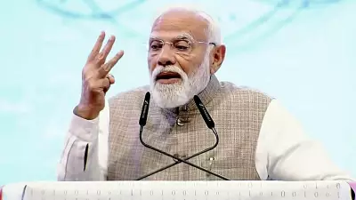 PM Modi Urges National Unity Amid West Asia Conflict in Mann Ki Baat Address