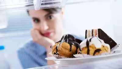 Understanding Persistent Sugar Cravings: Hormones, Diet, and Lifestyle Factors