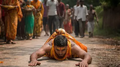 UP Man Celebrates Divorce with 12-Hour 'Dandawat Yatra' to Temple