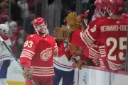 Alex DeBrincat's Late Goal Powers Detroit Red Wings to Crucial 3-1 Victory Over Montreal Canadiens