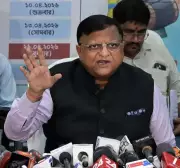 Bengal CEO Orders Report on Election Violence, Seeks Police Accountability