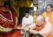 CM Yogi Adityanath Visits Vindhyavasini Temple, Inspects Corridor Ahead of Navratri