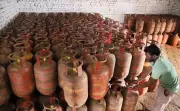Delhi Police Busts LPG Black Market Racket, Seizes 50 Cylinders, Arrests Father-Son Duo