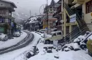 Himachal Pradesh Hit by Heavy Snowfall and Rain, Orange Alert Issued