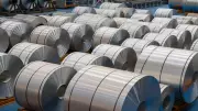 Hindalco Halts Extruded Aluminum Sales as Iran War Disrupts Global Supply Chain