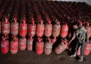 Hyderabad LPG Crisis: Panic Buying Triggers 300% Surge in Domestic Cylinder Bookings