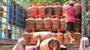 India's LPG Crisis Spurs PNG Surge: IGL Sees 22,000 New App Registrations in 15 Days