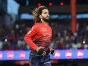 IPL 2026 Kicks Off: RCB Wins Toss, Chooses to Bowl Against SRH in Opener