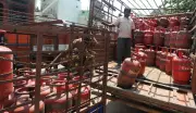 Karnataka Assures Uninterrupted LPG Supply, Warns Against Hoarding