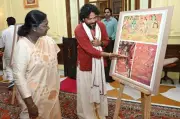 Kerala Artist Basanth Peringode Creates Mural at Rashtrapati Bhavan's Kala Utsav