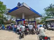 Kolhapur Fuel Panic Buying: Collector Assures Adequate Stocks Amid Rumors
