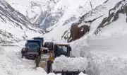 Ladakh Council Accuses J&K of Lax Response After Avalanche Kills 7 at Zoji La