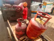 LPG Supply Crunch Persists for Third Week, Commercial Users Face Rationing