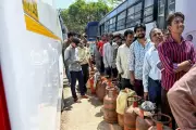 Lucknow LPG Crisis: Cylinder Delivery Delays Cripple Households and Businesses