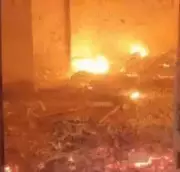 Massive House Fire in Kanpur's Kalyanpur Leaves Woman Injured After Short Circuit