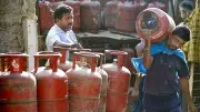 Mumbai Residents Seek Induction Cookers and Small LPG Cylinders Amid Gas Shortages