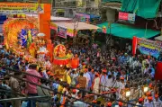 Nagpur's Poddareshwar Ram Temple Shobha Yatra Draws Massive Devotee Turnout