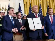 Oil Executives Warn Trump Administration of Deepening Fuel Crisis Amid Hormuz Disruption