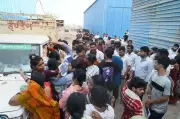 Panic Buying Creates Long Queues at LPG Agencies in Noida and Ghaziabad