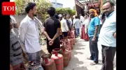 Patna Faces LPG Cylinder Booking Surge, Digital Glitches Cause Delays