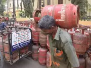 Patna LPG Crisis: Delivery Agents Face Public Anger, Threats, and Assaults