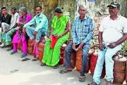 Patna LPG Crisis Persists Despite Official Claims of Improvement