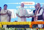 PM Modi Unveils Rs 33,500 Crore Delhi Projects, Criticizes AAP's Governance Record