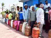 Prayagraj LPG Crisis: Officials Urge Calm as Supply Crunch Eases, Alternatives Suggested