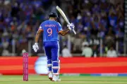 Rahul Dravid Honored with Lifetime Achievement Award, Praises Sanju Samson's World Cup Heroics