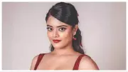 Riddhi Kumar: Home Lessons on Equality Shape Modern Indian Woman Identity