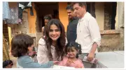 Sara Arfeen Khan Celebrates Holi with Underprivileged Children Through Art Initiative