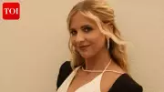 Sarah Michelle Gellar Champions '90s Fashion Revival, But Draws the Line at Two Trends