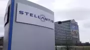 Stellantis Prices €5 Billion Hybrid Bond After EV Strategy Reset