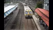 Technical Failure at Dombivli Station Disrupts Mumbai's Central Railway Services