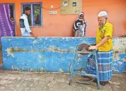 The Vanishing Art: Tamil Nadu's Knife Sharpeners Struggle in a Digital Age