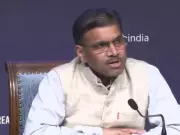 Two Indian LPG Carriers Safely Transit Strait of Hormuz Amid Regional Tensions